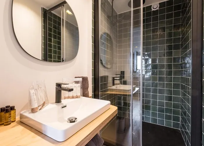 Lumineux Au Centre, Proche Pistes, Pour 4 Pers., Wifi - Fr-1-562-77 *